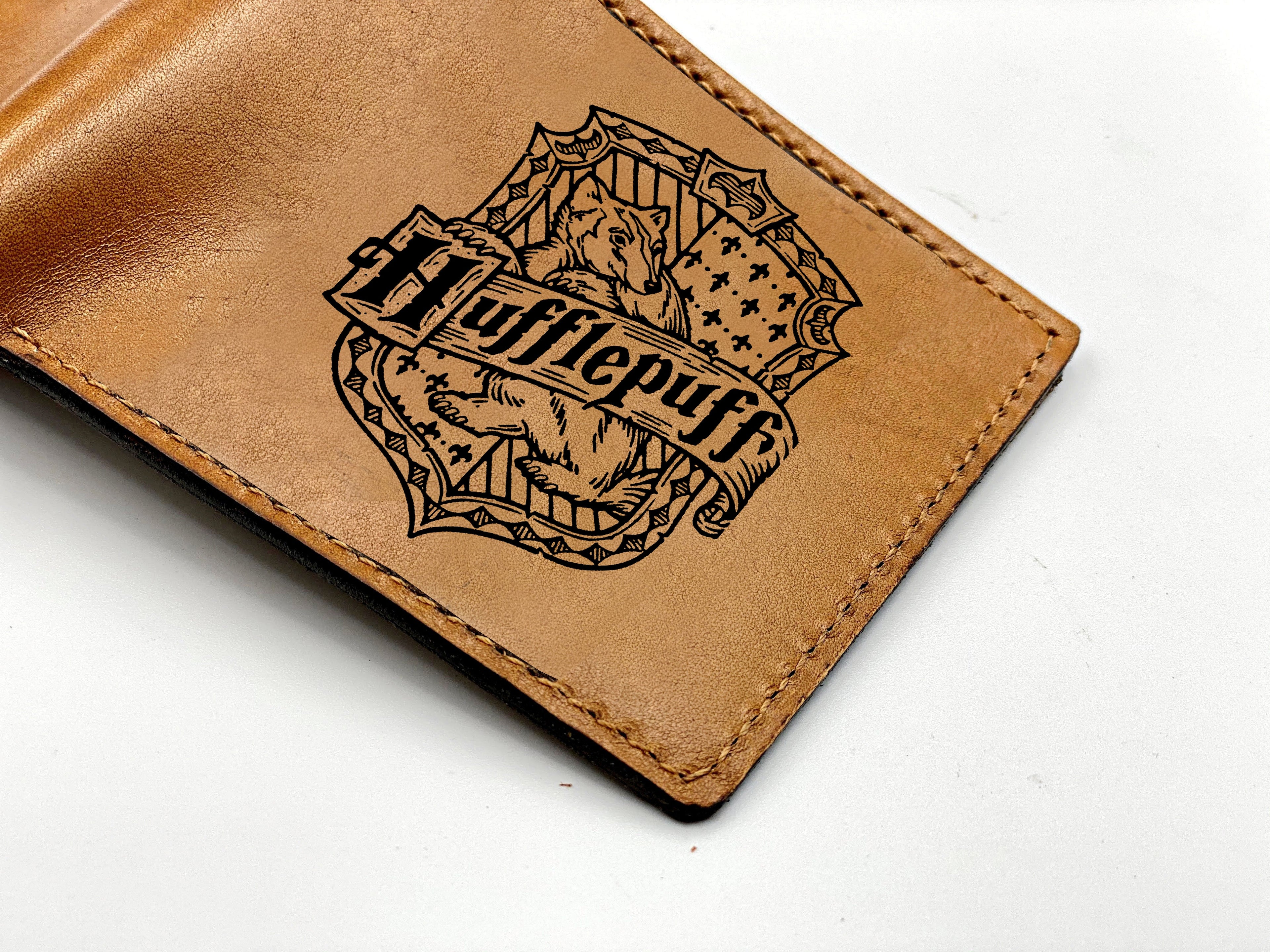 Mayan Corner - Harry Porter leather men wallet, Hogwarts houses logo engraving wallet, customized leather gift for dad, brother, husband