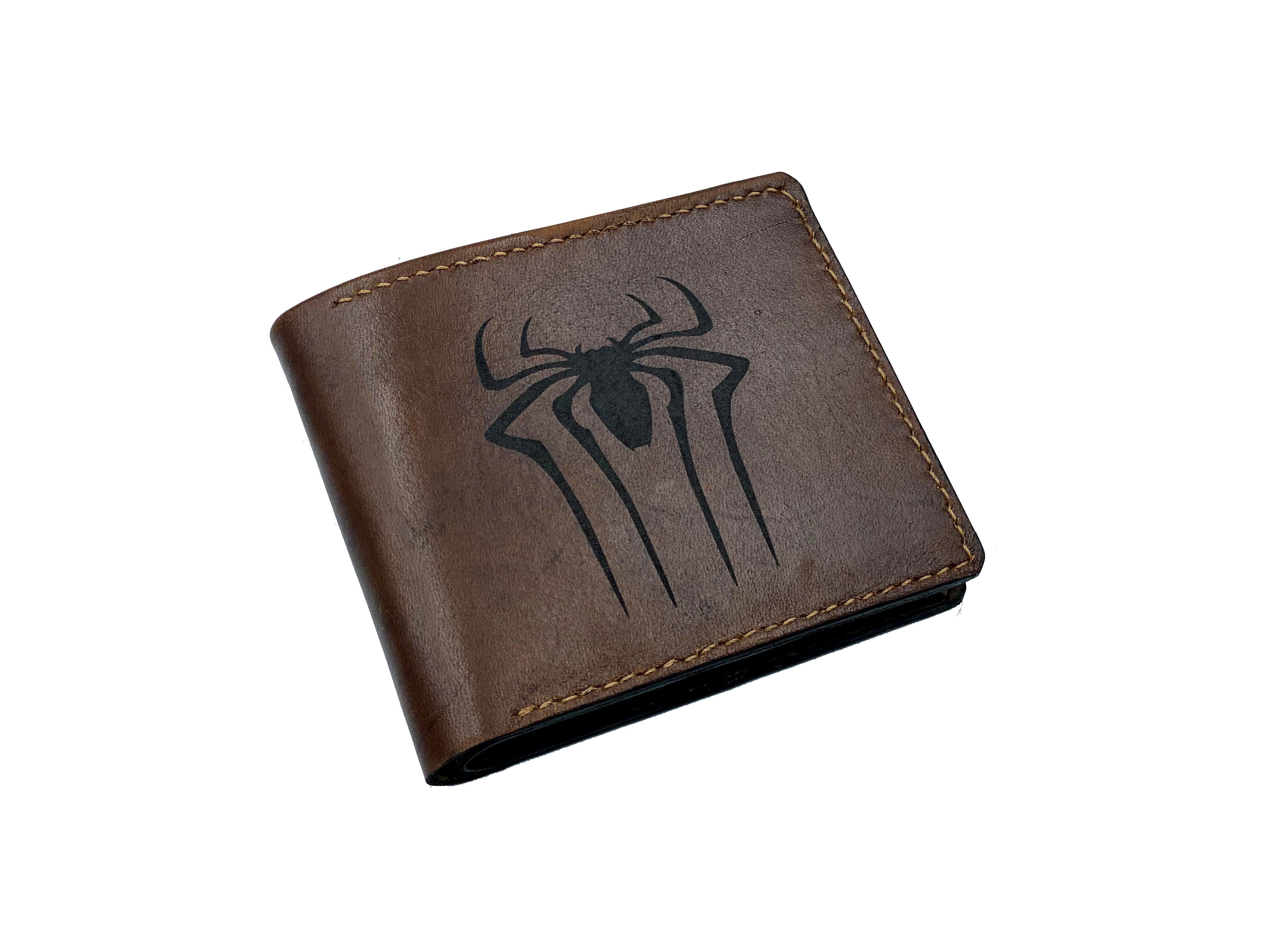 Mayan Corner - Superheroes leather handmade wallet, customized men's wallet, Leather gift ideas for men - Captain America Shield wallet