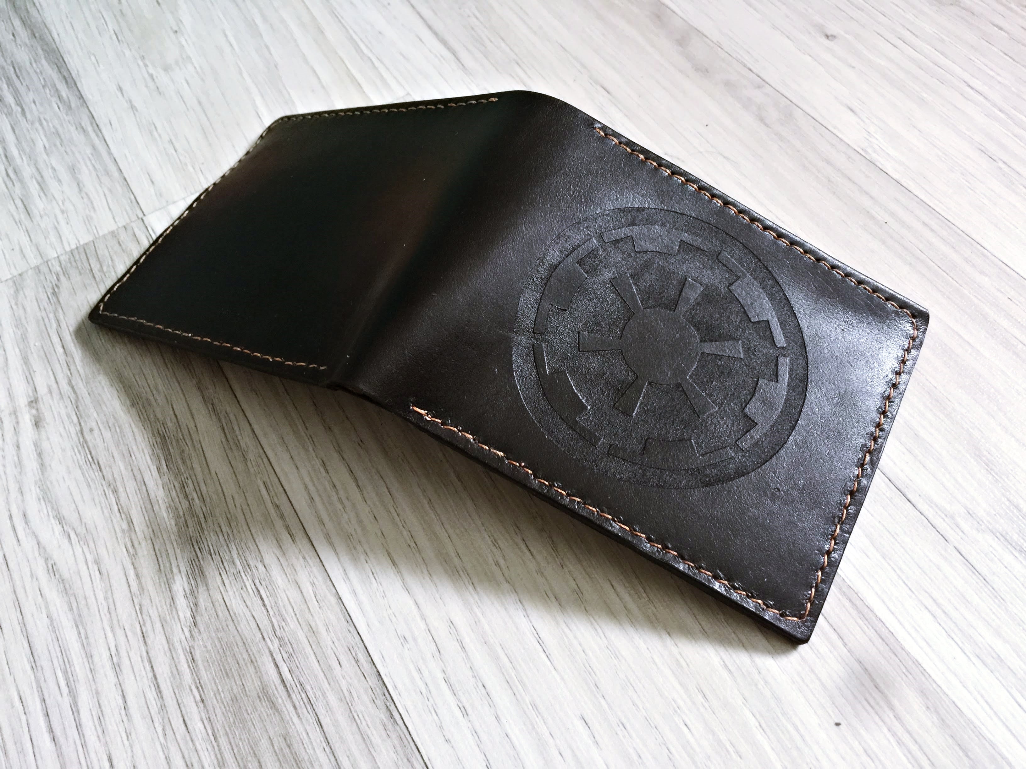 Mayan Corner - Starwars Imperial Crest logo custom leather handmade men's wallet, unique present for men, anniversary gifts for husband, boyfriend, father, brother