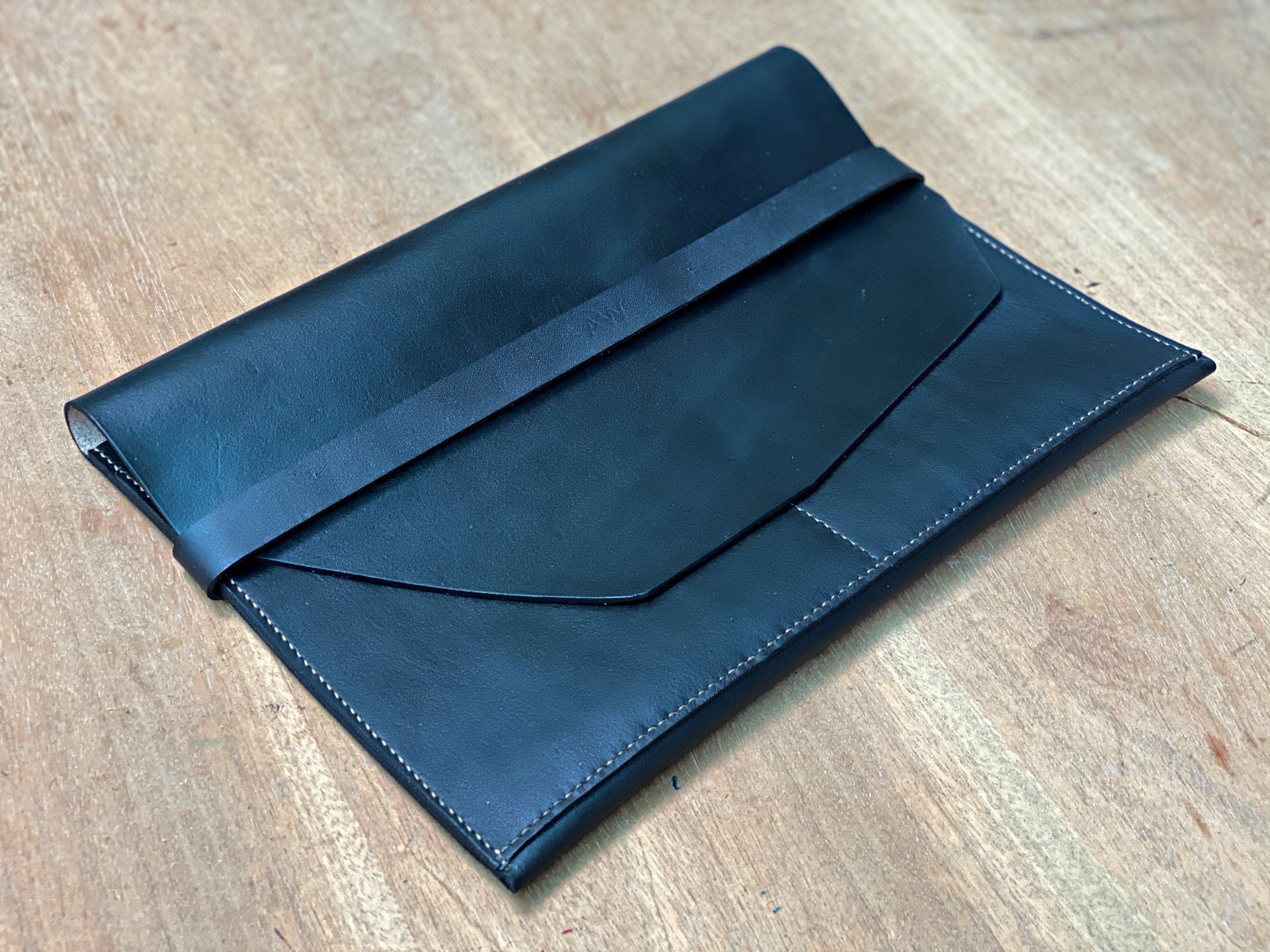 Personalized Laptop cover, Macbook sleeves, tablet leather case, genuine leather handmade Laptop holder, IT accessories, electronic case